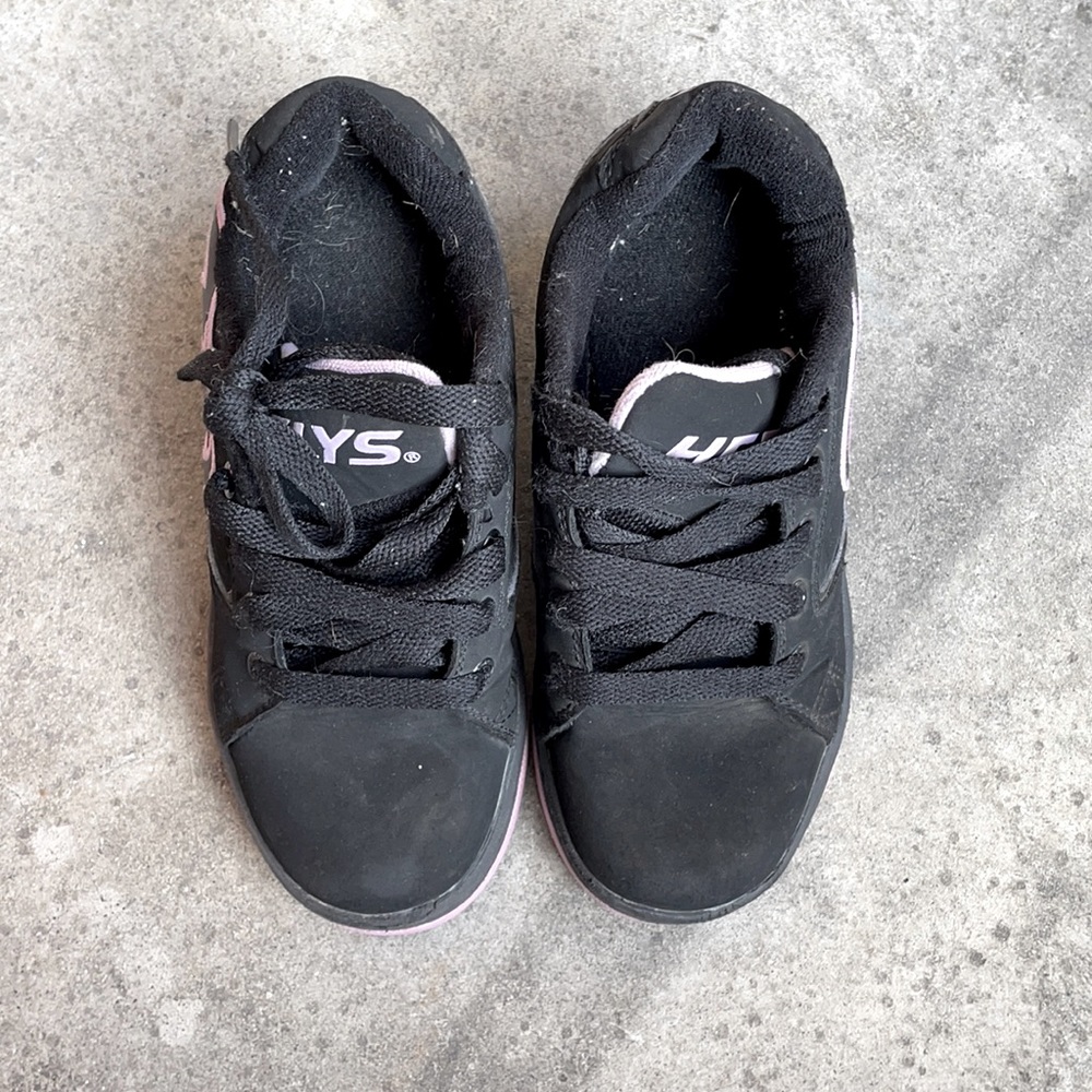 Kids Heelys skate shoe